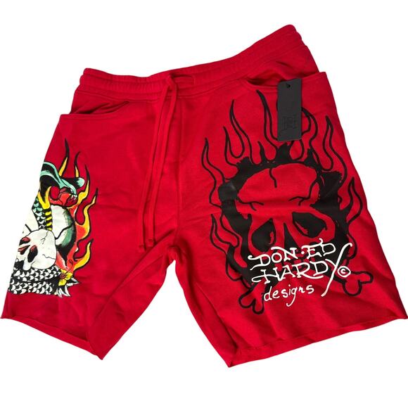 Ed Hardy Tattoo Graphic Skull Shorts Men's Large Red Graphic Streetwear NWT - Picture 1 of 4